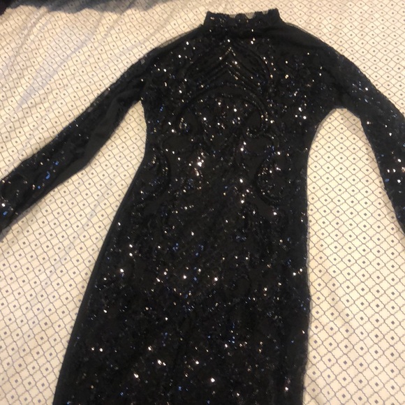 Black see through dress. Made to fits xs person. - Picture 1 of 6